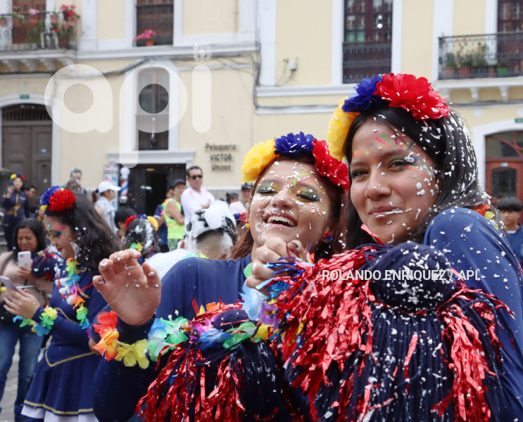 UIO-CARNAVAL-PLAZA-SAN-BLAS