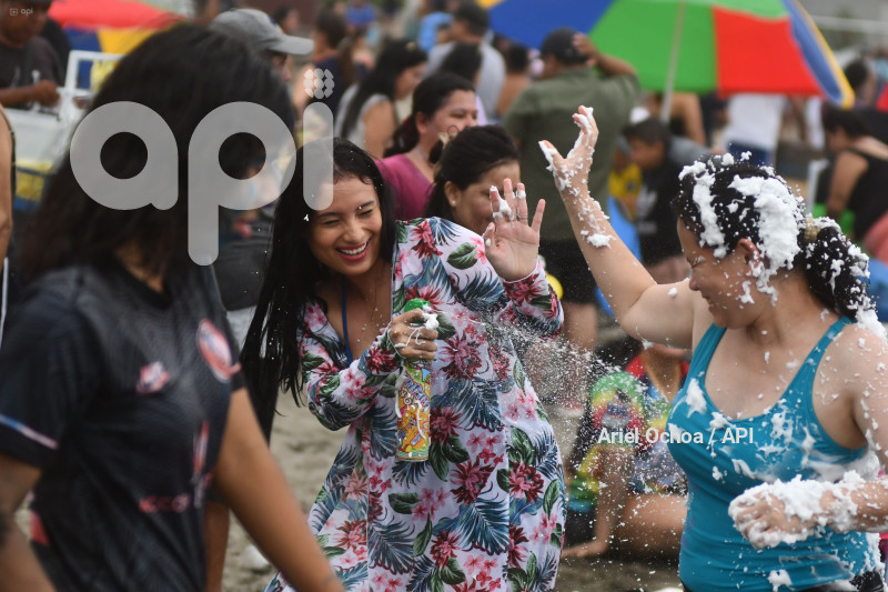 MANTA-CARNAVAL-PLAYA