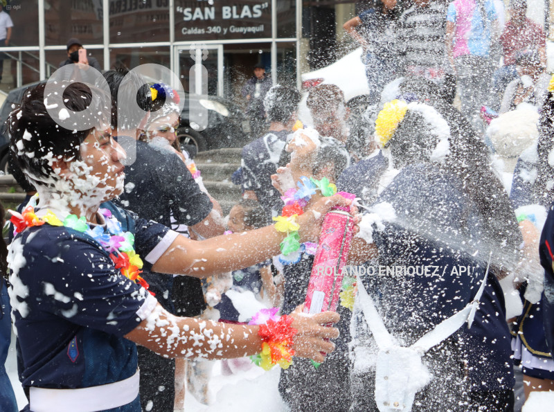 UIO-CARNAVAL-PLAZA-SAN-BLAS