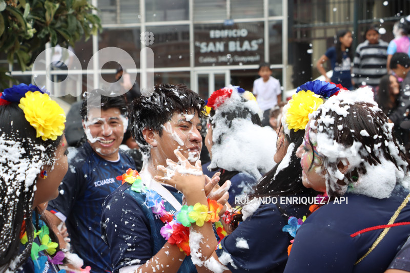 UIO-CARNAVAL-PLAZA-SAN-BLAS