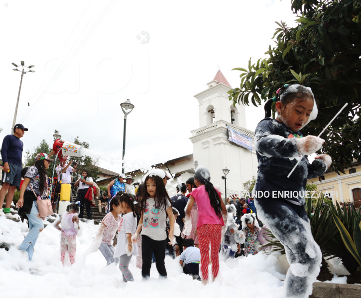 UIO-CARNAVAL-PLAZA-SAN-BLAS