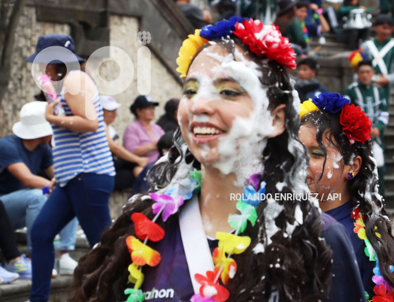 UIO-CARNAVAL-PLAZA-SAN-BLAS