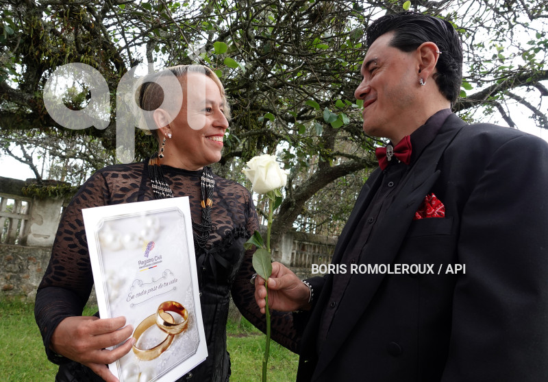 CUENCA-MATRIMONIO-SAN VALENTIN