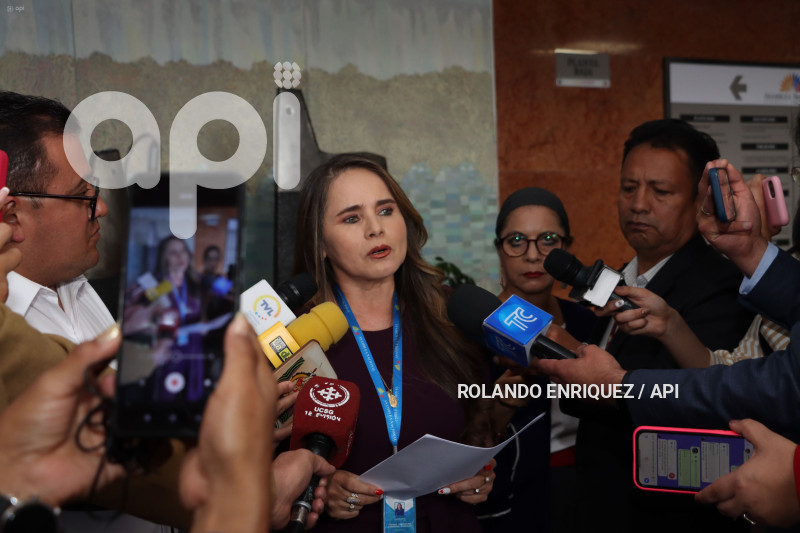 ASAMBLEISTA-VIVIANA-ZAMBRANO-SANCION-MONICA-PALACIOS