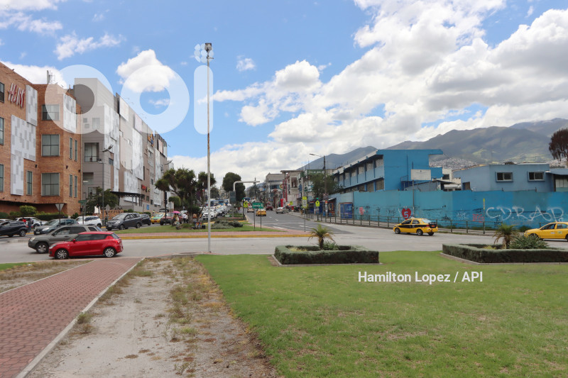UIO COMERCIO EL CONDADO