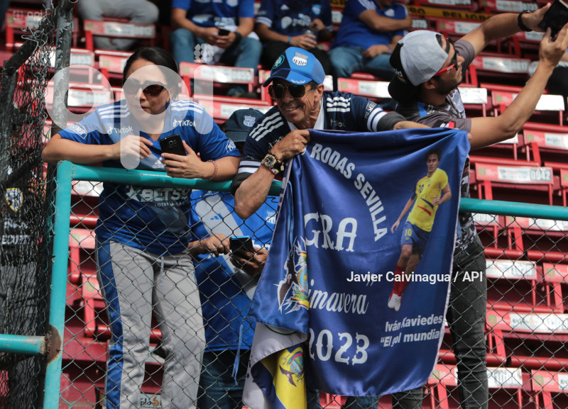 CUENCA-EXPLOSION AZUL-EMELEC