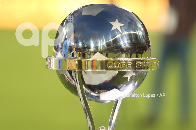 LIGAPRO NOCHE BLANCA LDU