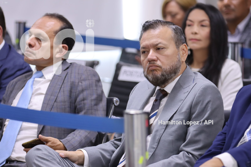 UIO POSTULANTES DEFENSOR DEL PUEBLO