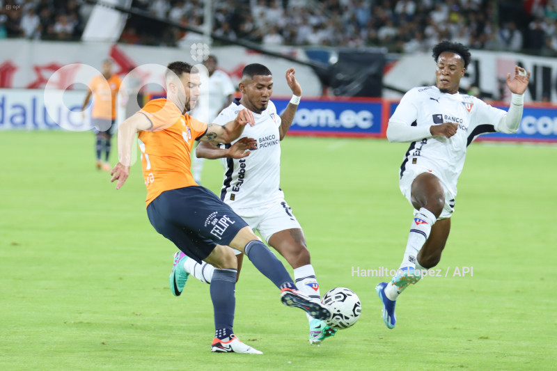 LIGAPRO NOCHE BLANCA LDU