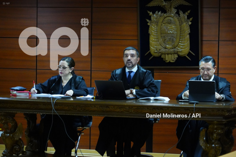 AUDIENCIA RECONSTRUCCION MANABI