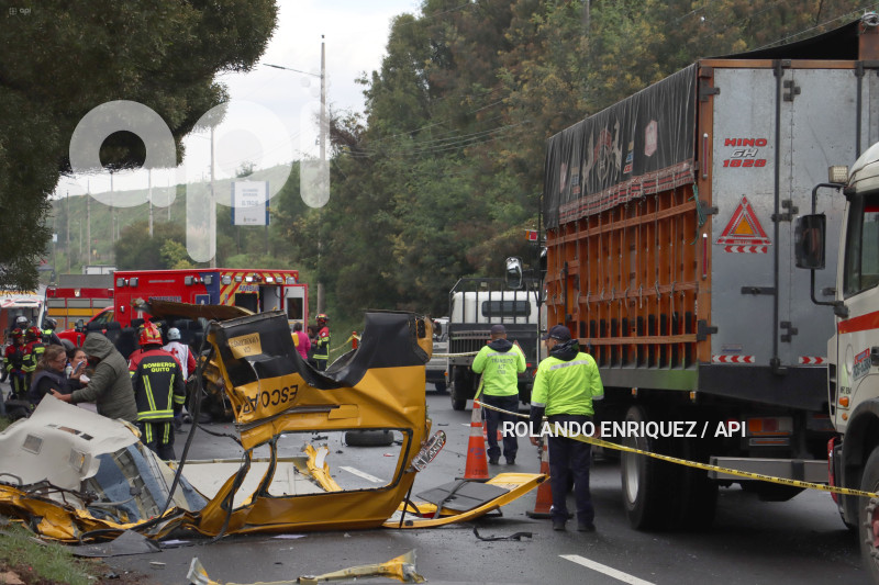 ACCIDENTE-TRANSITO-AVE-SIMON-BOLIVAR