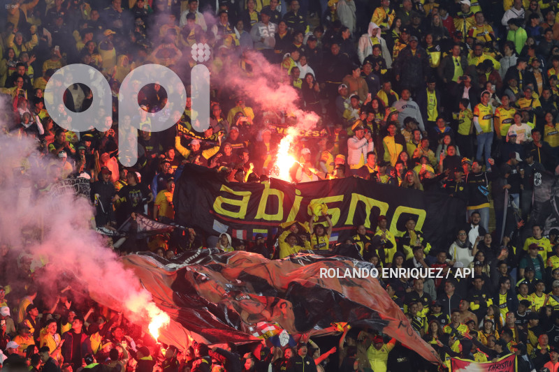 SPO-BARCELONA-NOCHE-AMARILLA