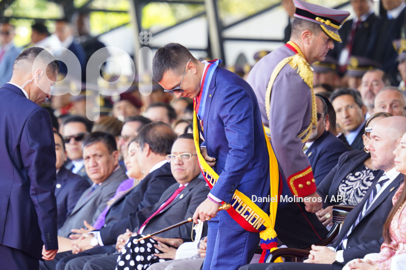 DIA DEL EJERCITO DANIEL NOBOA