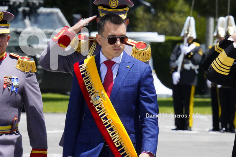DIA DEL EJERCITO DANIEL NOBOA
