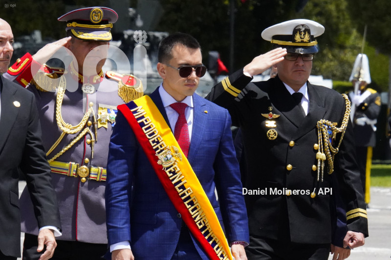DIA DEL EJERCITO DANIEL NOBOA