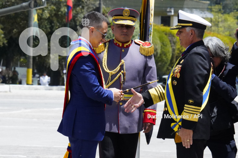 DIA DEL EJERCITO DANIEL NOBOA