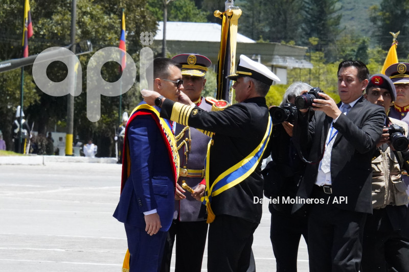 DIA DEL EJERCITO DANIEL NOBOA