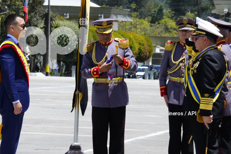 DIA DEL EJERCITO DANIEL NOBOA