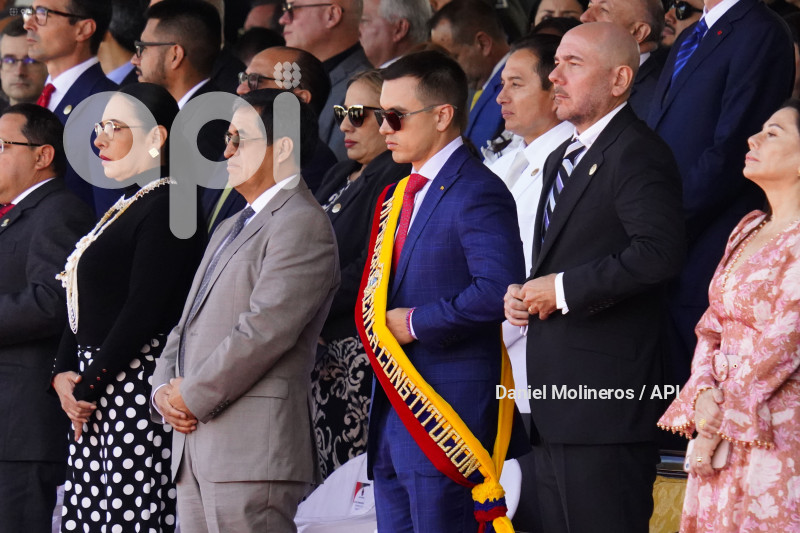 DIA DEL EJERCITO DANIEL NOBOA