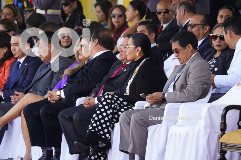 DIA DEL EJERCITO DANIEL NOBOA