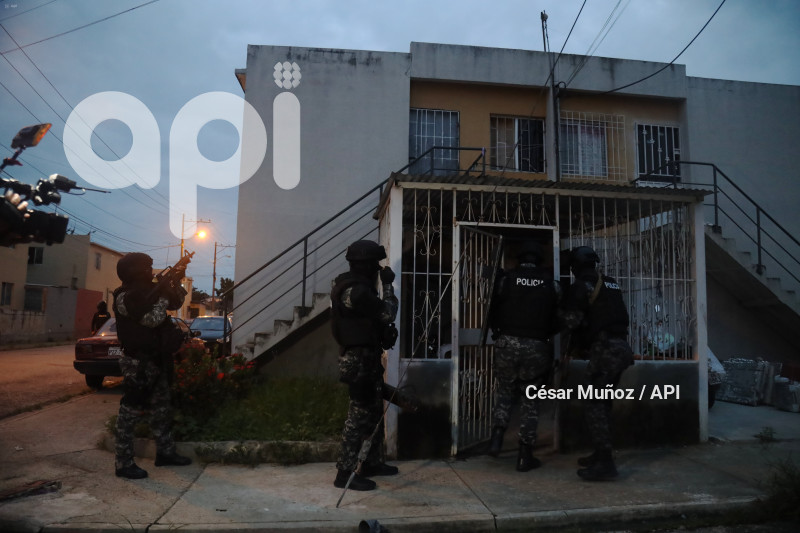 GYE-OPERATIVO RESURGIR
