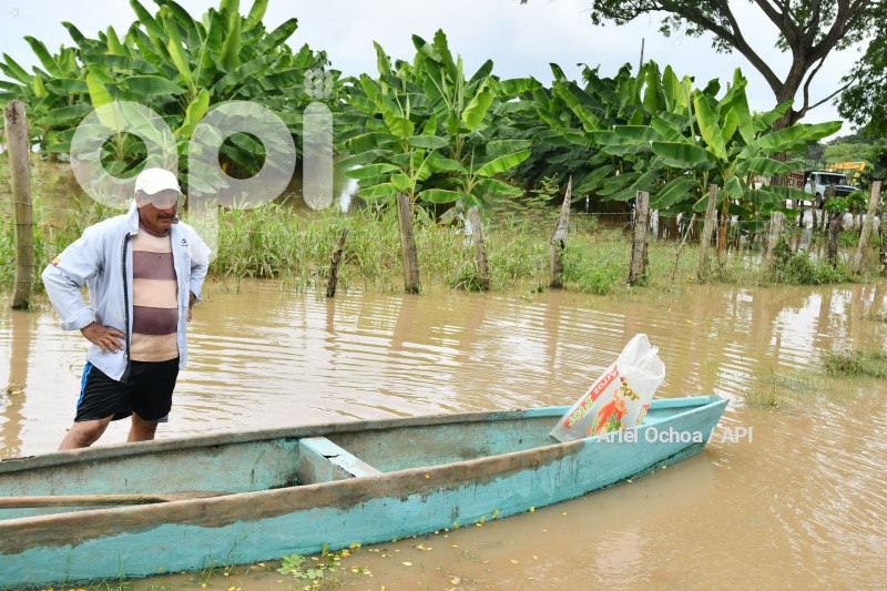 CHONE-INUNDACIONES-LLUVIAS