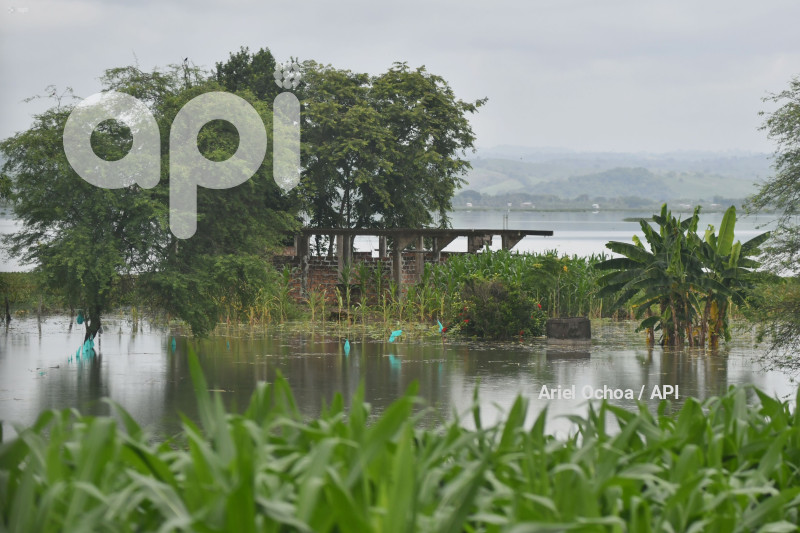 CHONE-INUNDACIONES-LLUVIAS