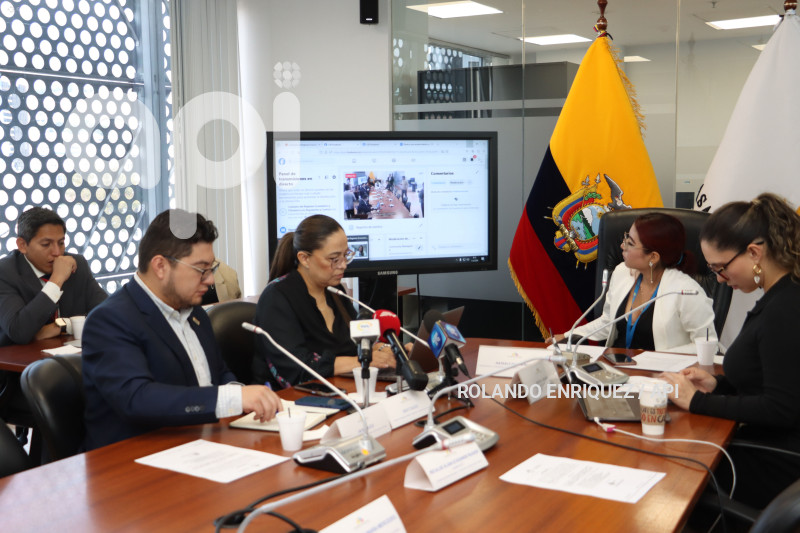 ASAMBLEA-REGIMEN-ECONOMICO-SENESCYT