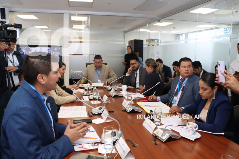 ASAMBLEA-COMISION-BIODIVERSIDAD-MIN-AMBIENTE