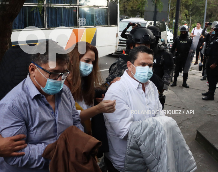 LLEGADA-FLAGRANCIA-DETENIDOS-CASO-PURGA