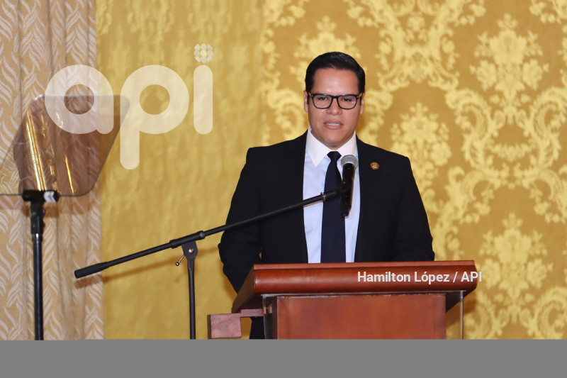 UIO-PRESIDENCIA-FIRMA-CONVENIO