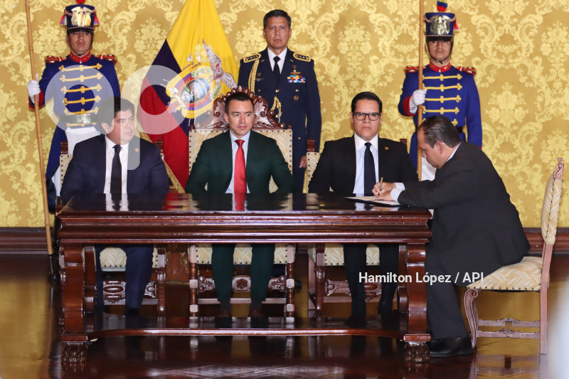 UIO-PRESIDENCIA-FIRMA-CONVENIO