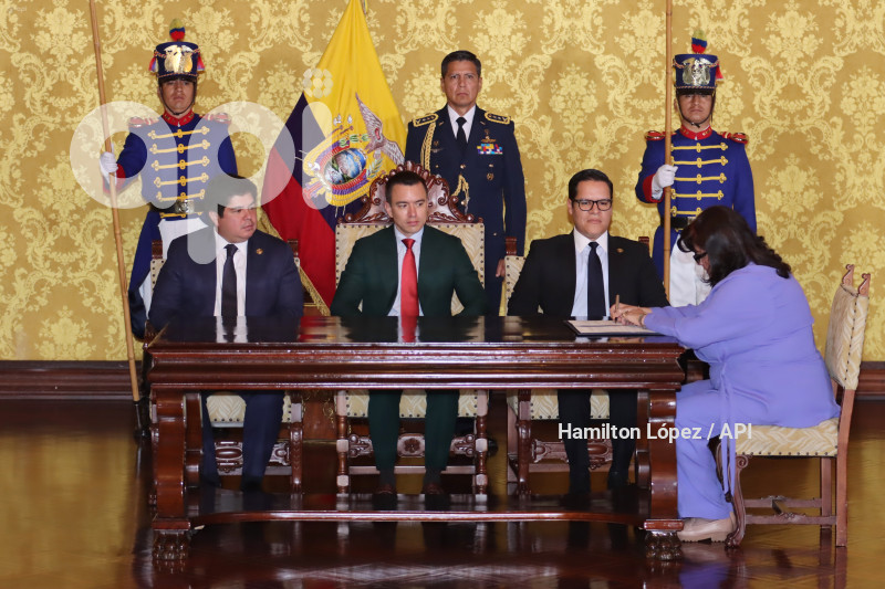 UIO-PRESIDENCIA-FIRMA-CONVENIO