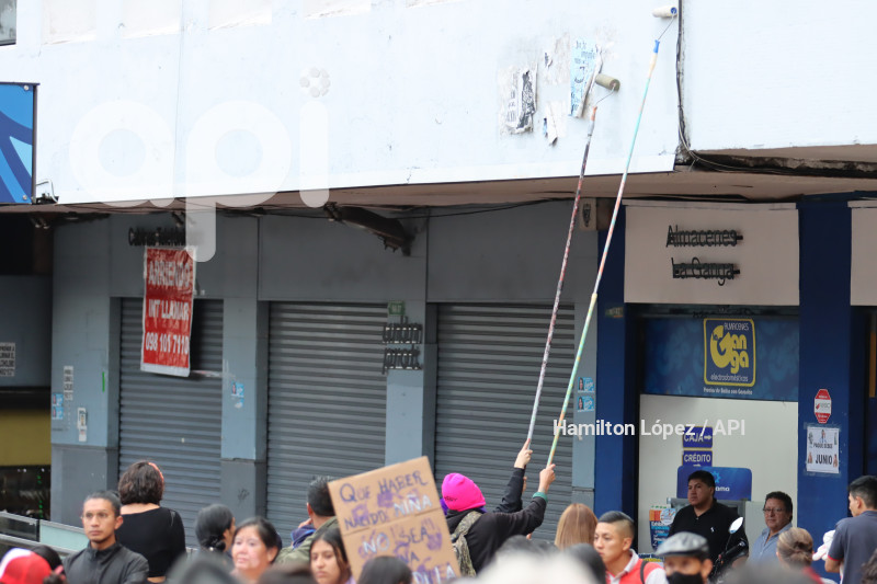 UIO-MARCHA-DIA-DE-LA-MUJER