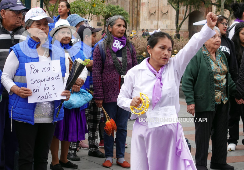CUENCA-DIA DE LA MUJER-8 MARZO