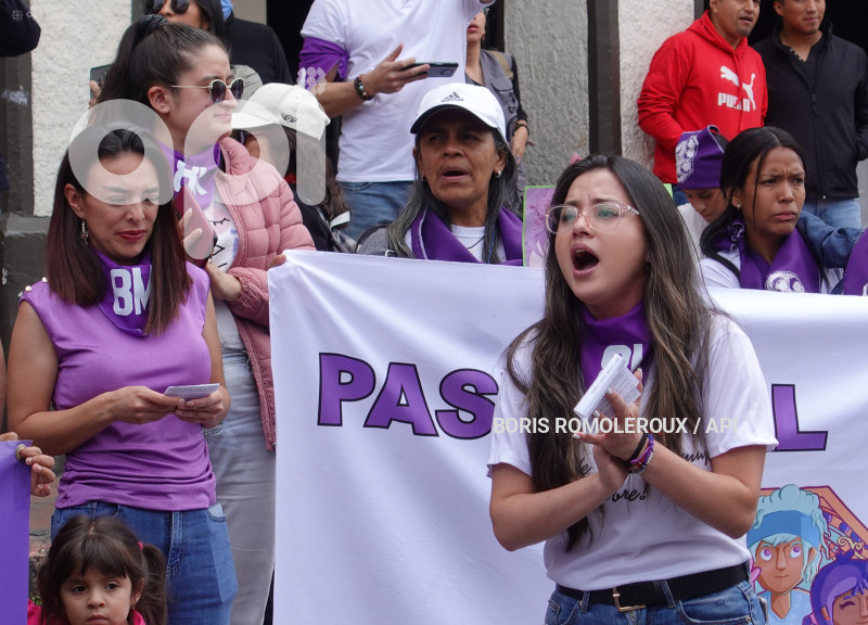 CUENCA-DIA DE LA MUJER-8 MARZO