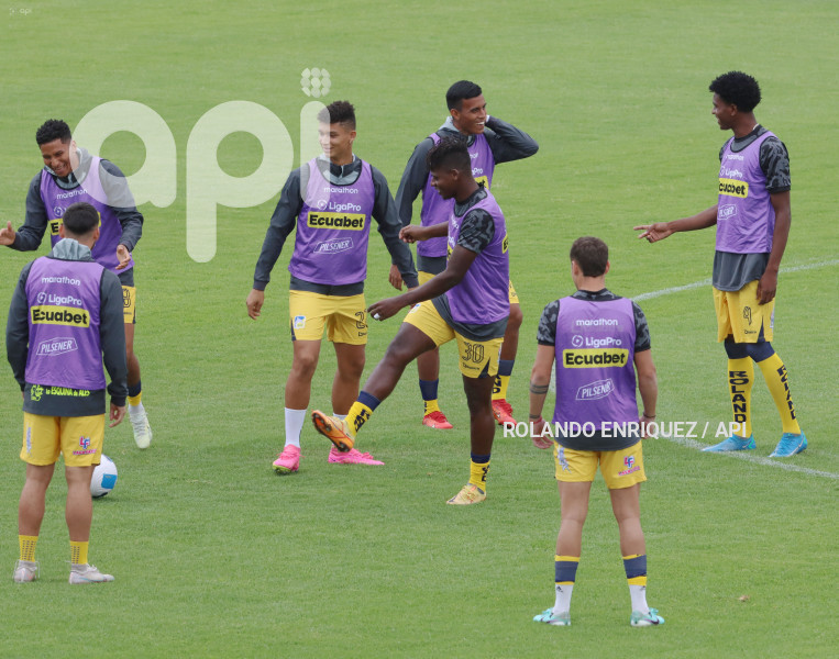 FBL-LIGAPRO-ECUABET-IMBABURA-DELFIN