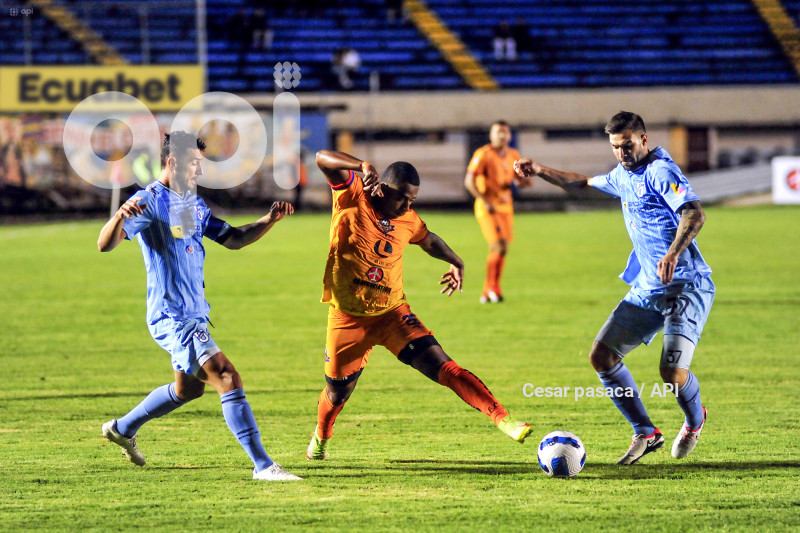 FBL-LIGAPRO-libertad-catolica