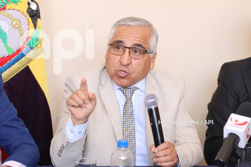 UIO-COLEGIO-ABOGADOS-CASO-PURGA