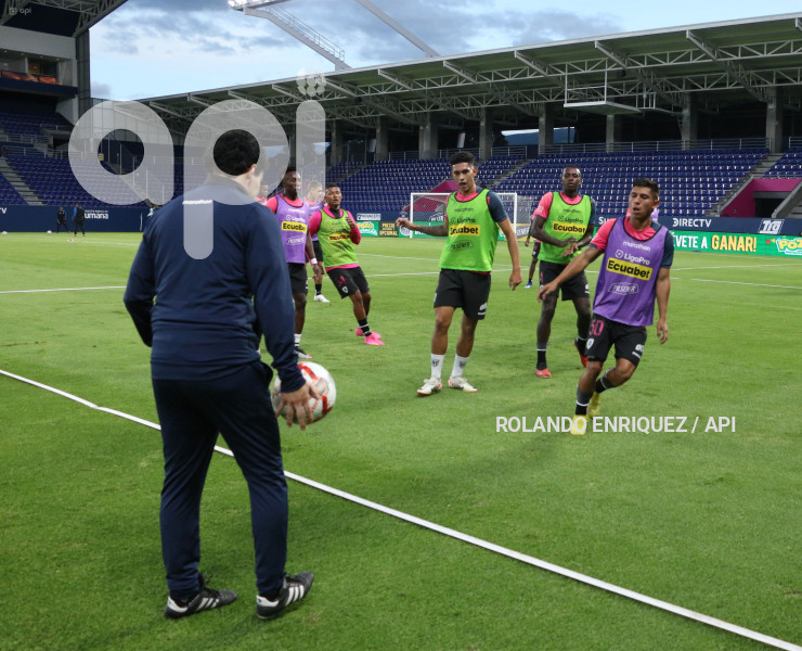 FBL-LIGAPRO-ECUABET-SERIEB-IDV-JUNIORS-VARGAS-TORRES
