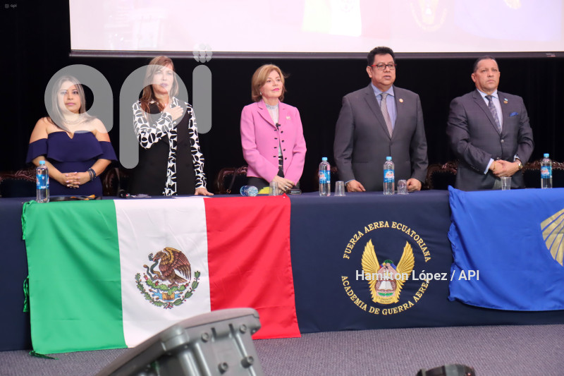 UIO-RECONOCIMIENTO-AZIN-NOBOA