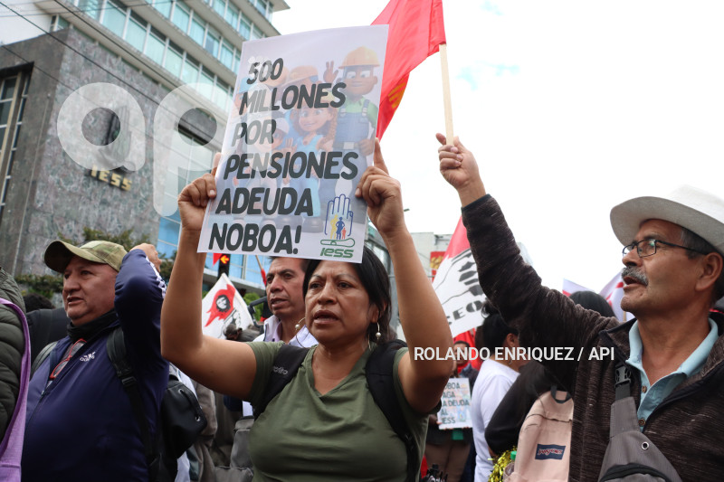 MARCHA-PROTESTA-REFORMAS-IESS