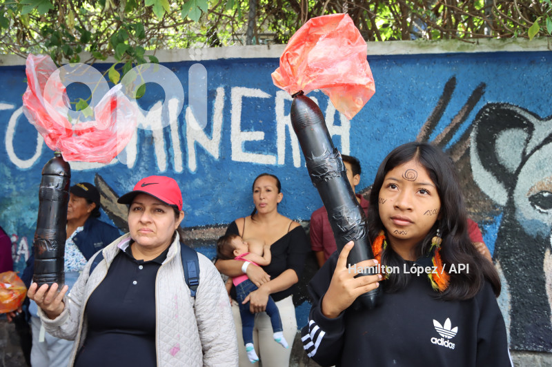 UIO-PROTESTA-PROHIBICION-MECHEROS