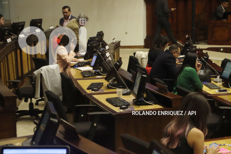 POSTERGAN-POSESION-EDUARDO-FRANCO-LOOR