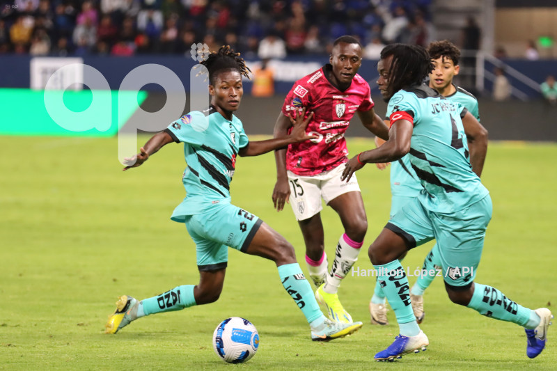 FBL-LIGA-PRO-ECUABET-INDEPENDIENTE-CUMBAYA