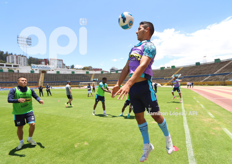 FBL-LIGA-PRO-ECUABET-CATOLICA-CUENCA