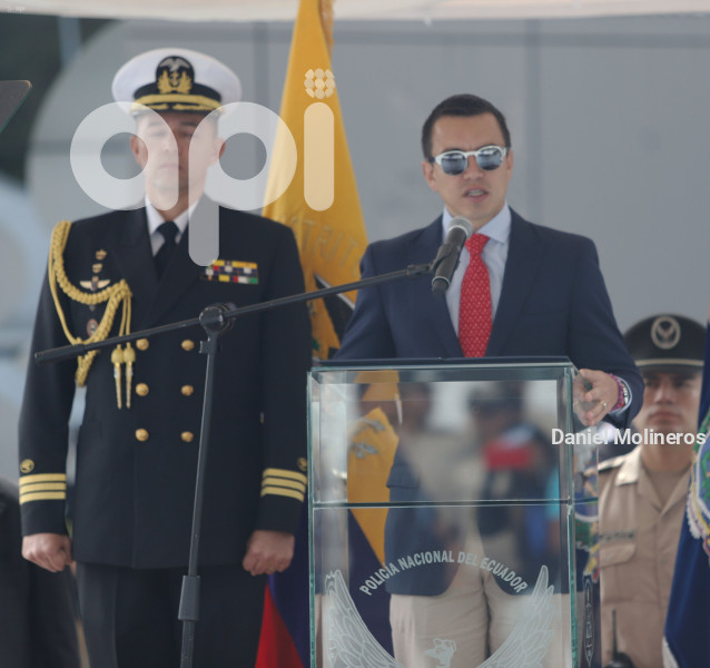 NOBOA DOTACION POLICIA