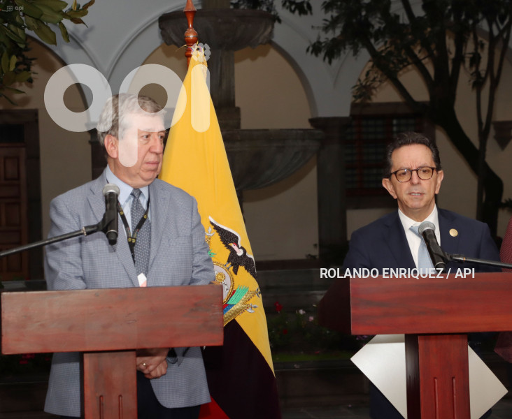 SOCIEDAD-INTERAMERICA-PRENSA-NOBOA