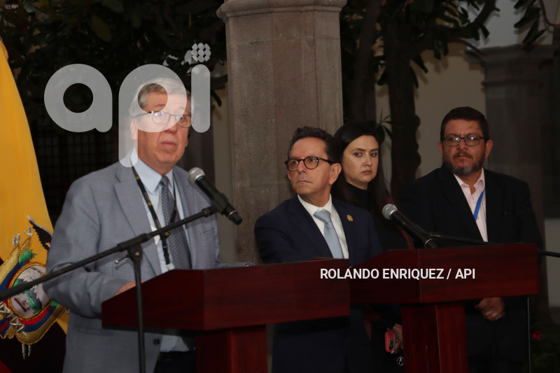 SOCIEDAD-INTERAMERICA-PRENSA-NOBOA
