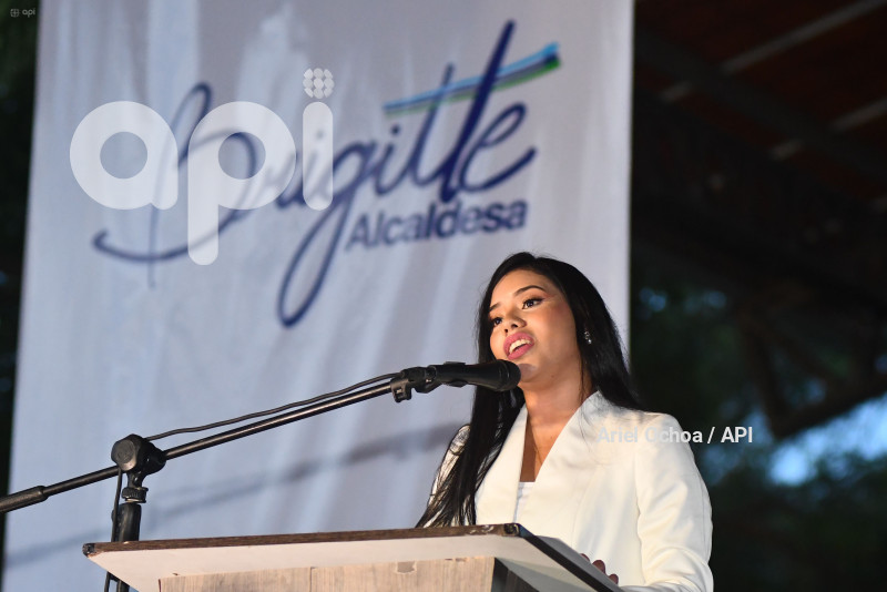 SAN VICENTE-ALCALDESA BRIGITTE GARCIA